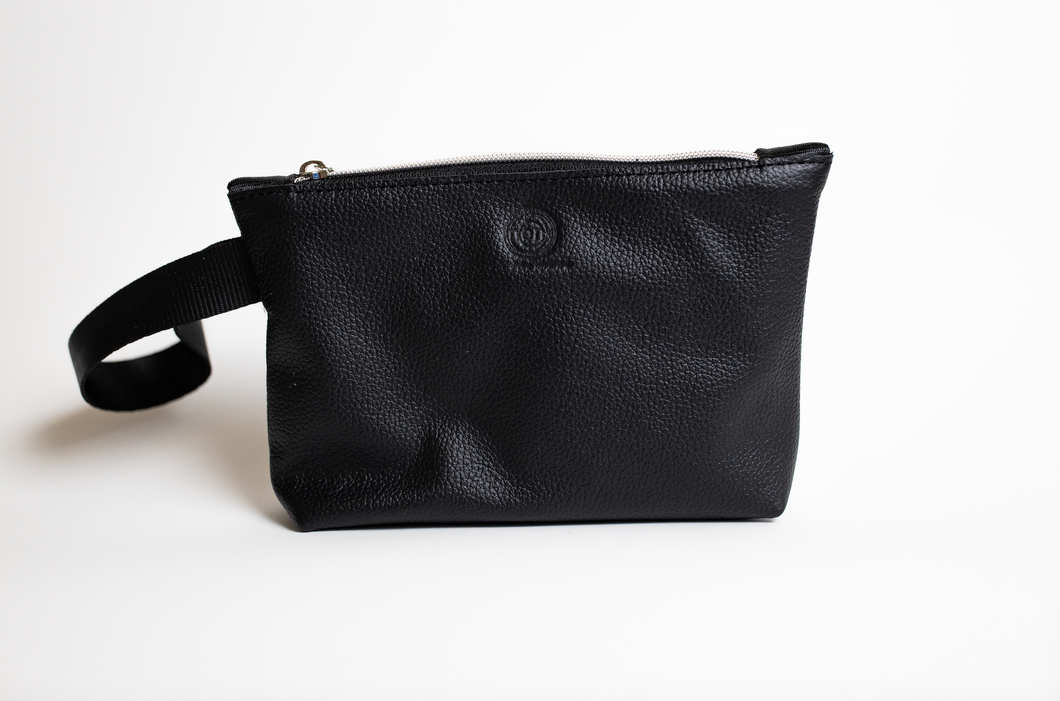 Reach Out Leather Zippered Wristlet